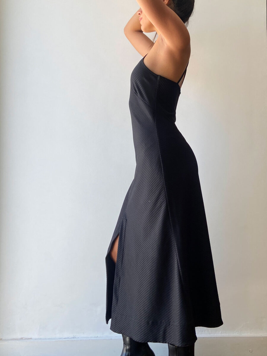 Vestido Gola Alta - Image 2