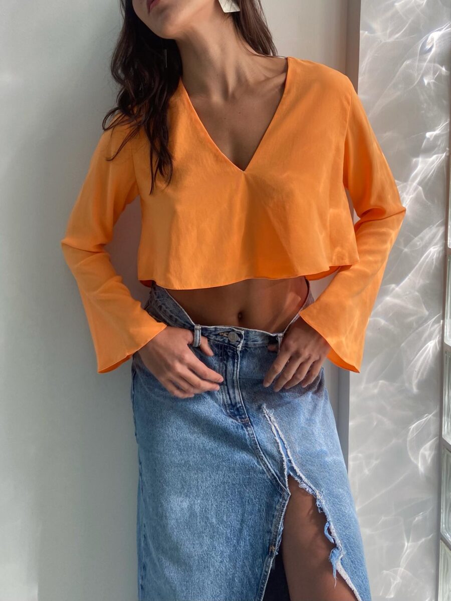 Cropped Manga Longa Laranja - Image 6