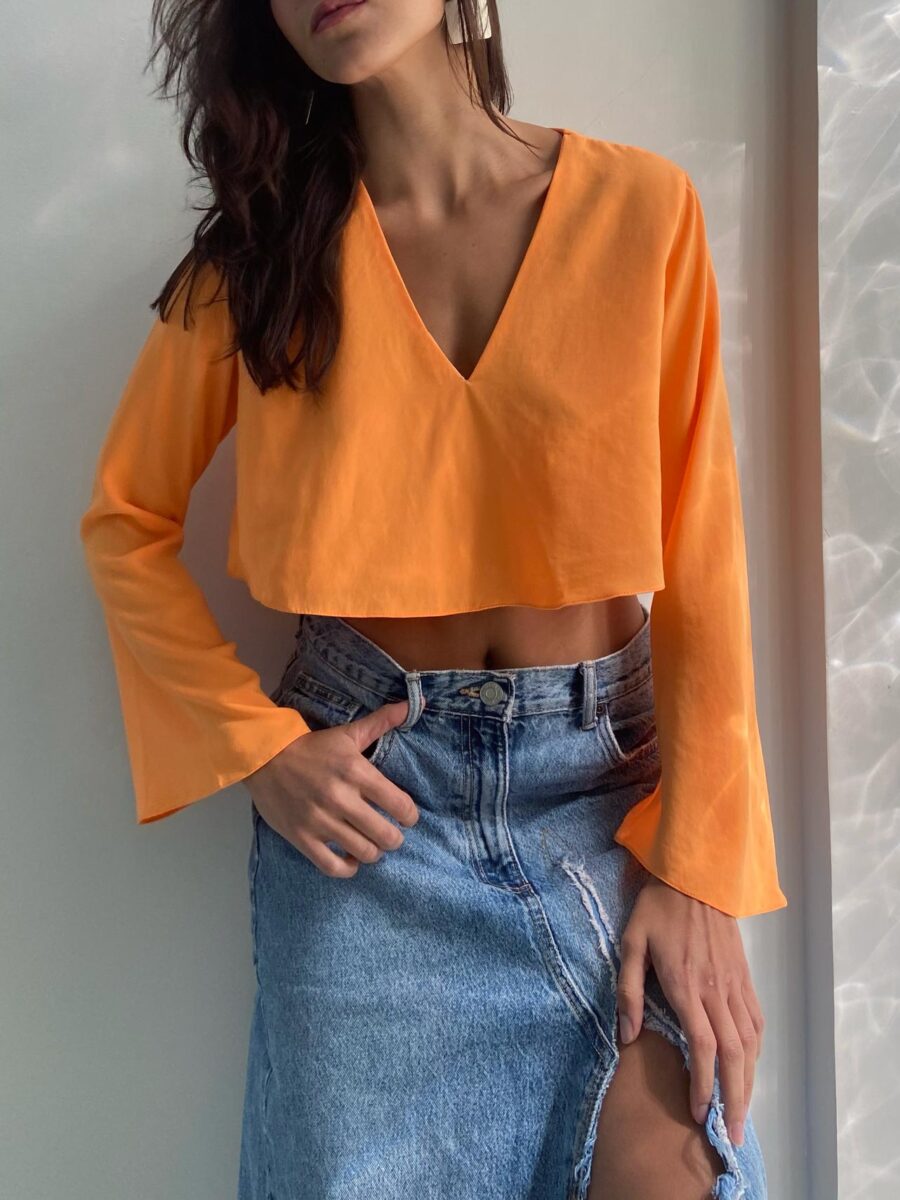 Cropped Manga Longa Laranja