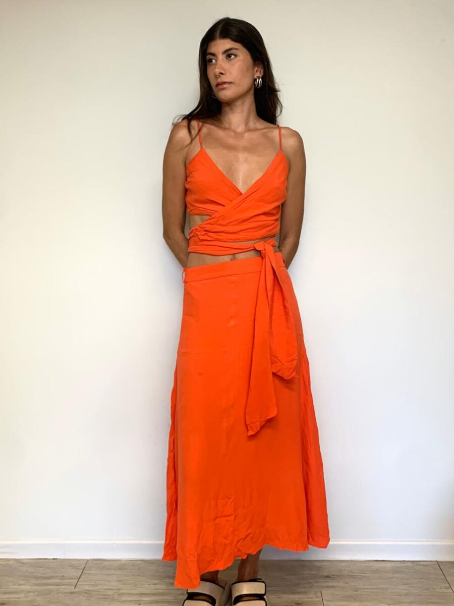 Conjunto Cropped e Saia Dress to