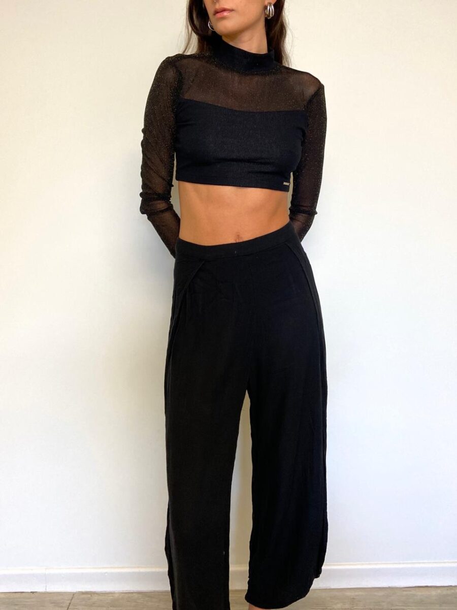 Calça Pantacourt Preta