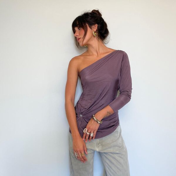 Blusa Assimétrica Forum