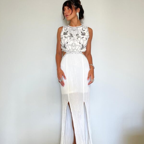 Vestido Branco Bordado